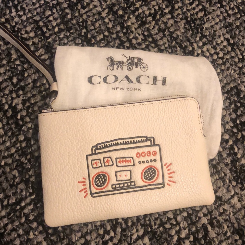 Coach wristlet NEVER USED